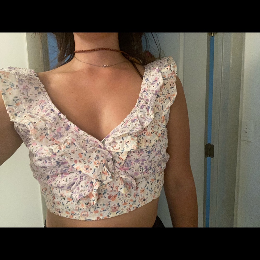 Stories floral crop top